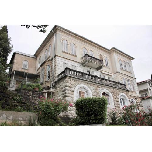 Boutique Villa Mia, amazing location with parking