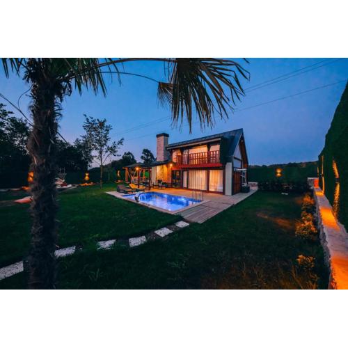 Boz Bungalov Kiraz