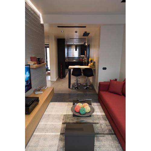 BRAND NEW 2018 LUXURY APARTMENT 10\