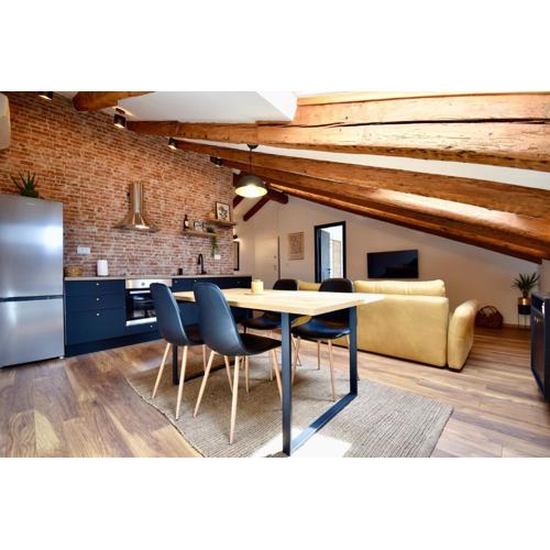 Brand New Centre Apartment 2