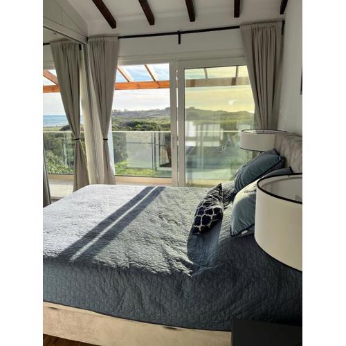 Breath taking seaview Apartment at Lighthouse Beach