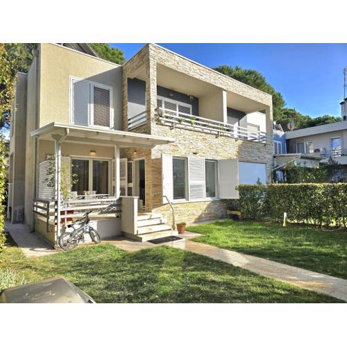 Breezy Beachside Haven with Pool & Garden