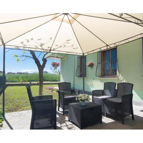 Brezza Marina Apt & Garden