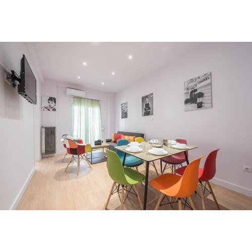 Bright 3bd apt in the historical center of Athens