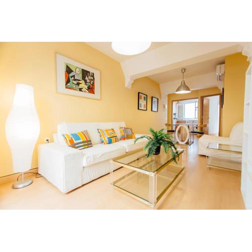 Bright and Wide 1Bd 2Bth- José Gestoso