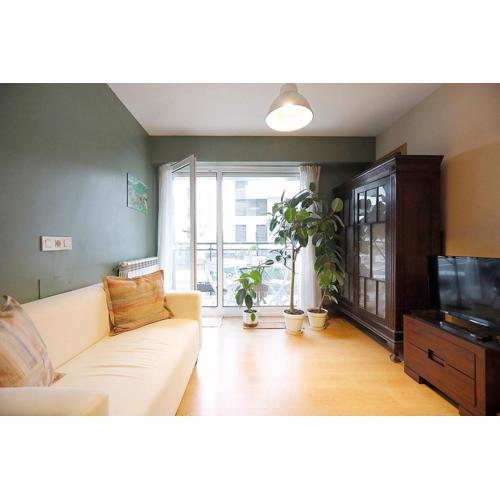 Bright apartment 2 bedrooms and 2 bathrooms, Balcony and views