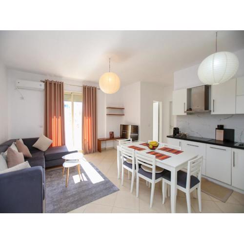 Bright apartment for five guests