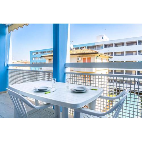 Bright apartment in Bibione close to the sea