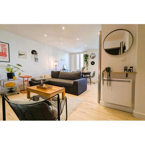 Bright apartment near the beach