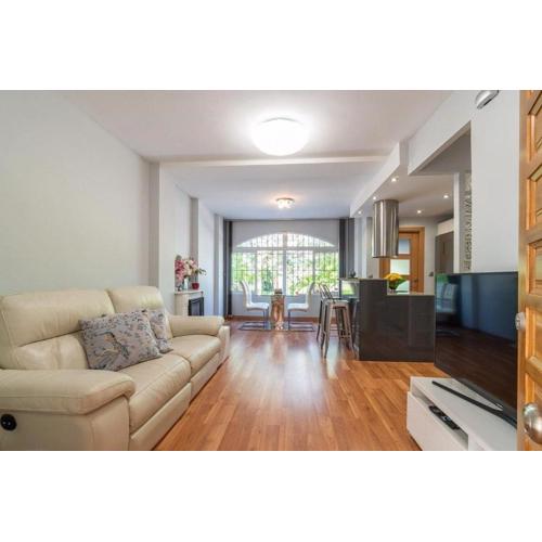 Bright Apartment Torrevieja + Pool