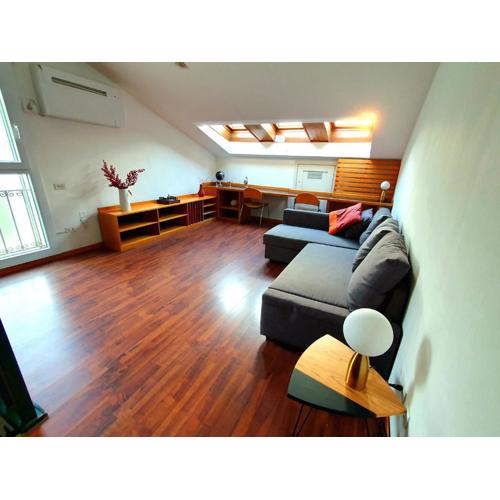 Bright Apartment with Attic