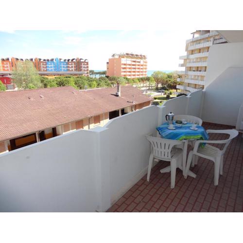 Bright apartment with terrace - Beahost