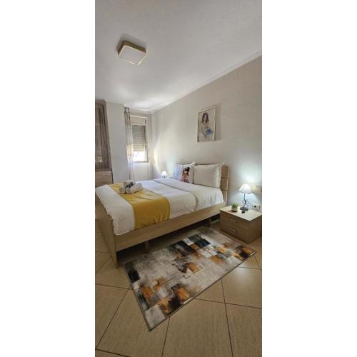 Bright Central Apartment