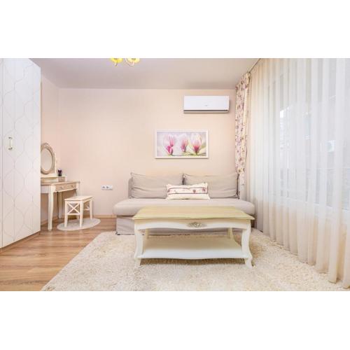 Bright & Cozy 1BD Flat with a Terrace and Parking by Flat Mаnager