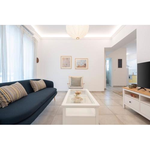 Bright & Cozy 2BR in Neos Kosmos