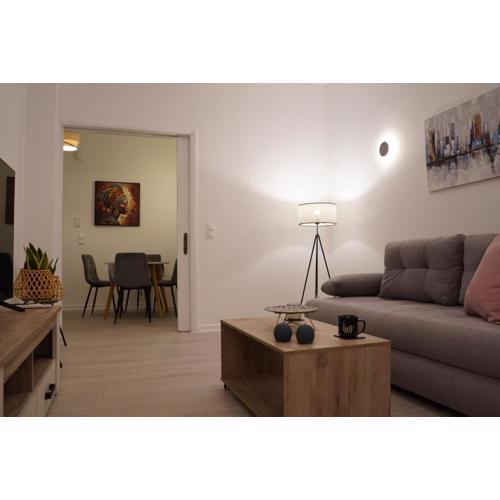 Bright & Cozy Apartment, Athens