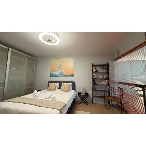 Bright duplex apartment for 4 pax - Camarillo