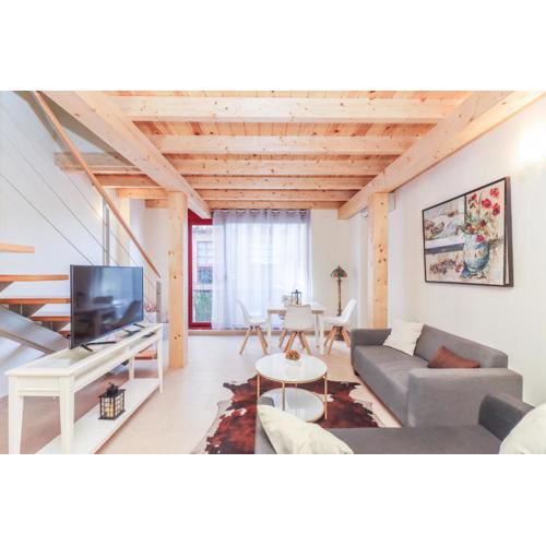 Bright duplex apartment for families-VICALV