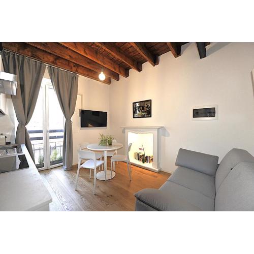 Bright Elegance - Motta Apartments
