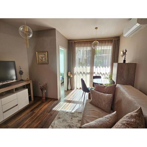 Bright Inn - Holiday & Business Apartment