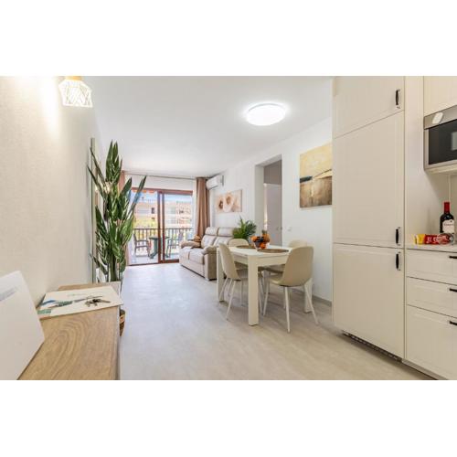 Bright seaside apartment in Los Cristianos - Achacay