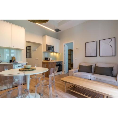 Bright Stylish - 2Bedrooms 1Bathroom - Sol