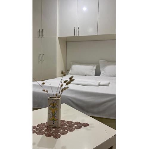 Brilant Studio Apartment City Center