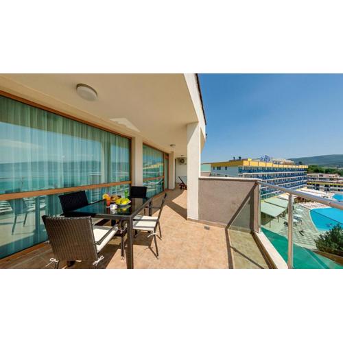 Briz Beach Apartments