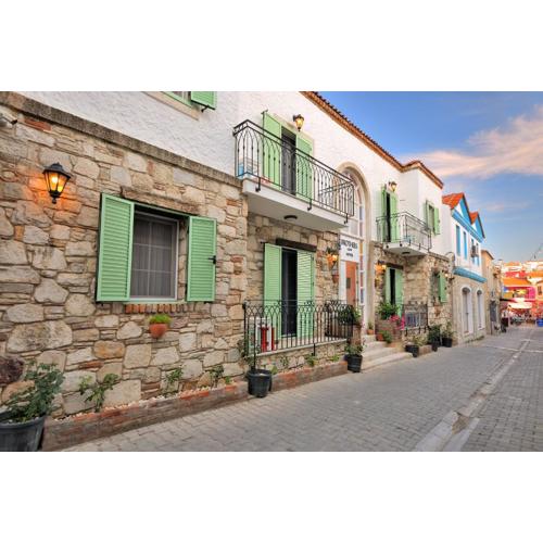 Brothers Çeşme Boutique Hotel
