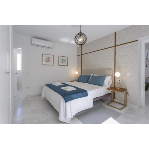BRUJULA ground floor indoor apartment by Cadiz4Rentals