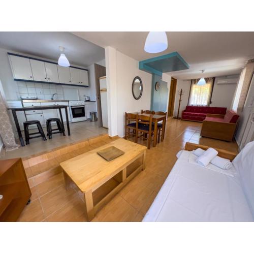 Budget 30-meter-from-beach house Ilios Beach House