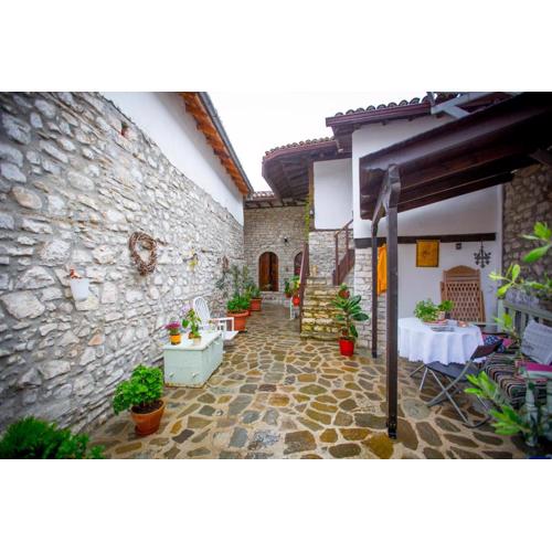 Bujtina Kodiket Guesthouse