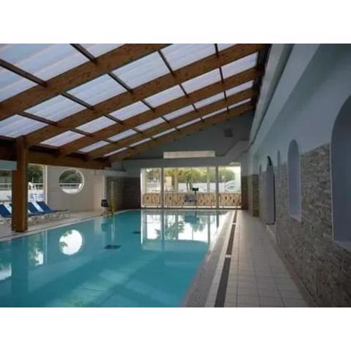Bungalow accueillant à Saint-Jean-de-Monts avec piscine