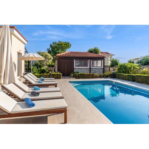 Bungalow Summerside by Ezoria Villas