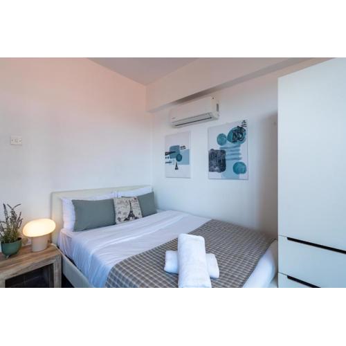 Burst Studio W/ Balcony in Larnaca