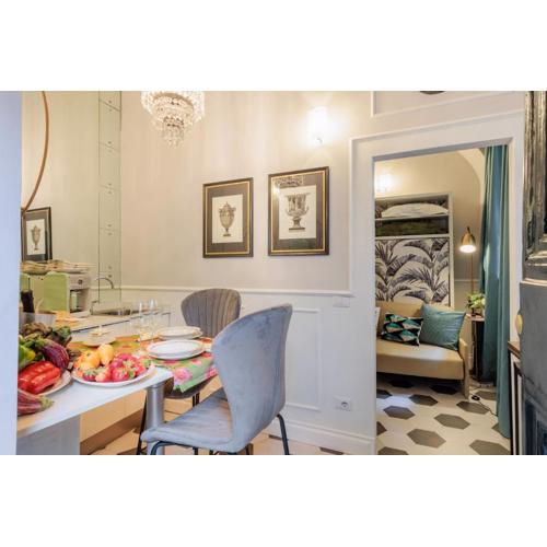 Busdraghi Studio, a stylish studio along Via Fillungo