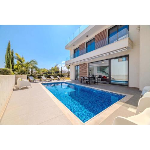 By The Beach - Aura Villa