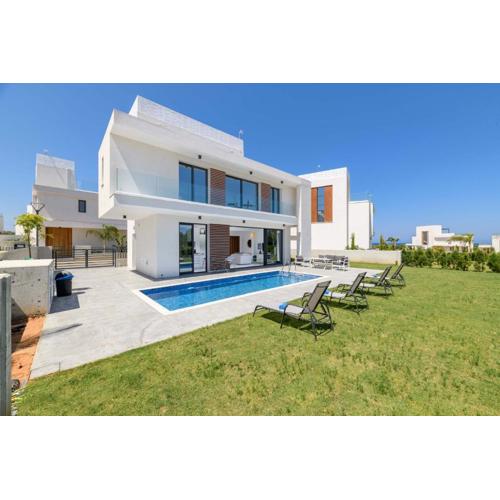 By The Beach - White Coral Villa