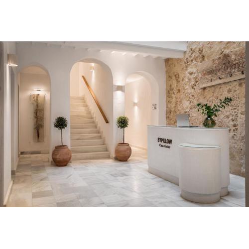 BYPILLOW Casa Gades