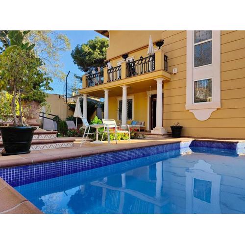 BYPILLOW Villa Lorena Adults Recommended