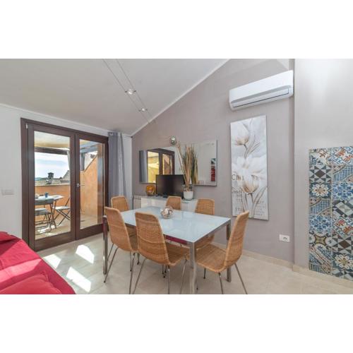 C 306 Attico Puntavilla Mare