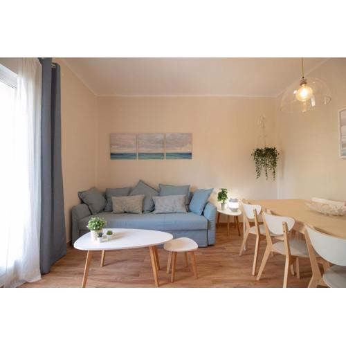 C102 - Huge and Stylish 5 Bedroom by the Center