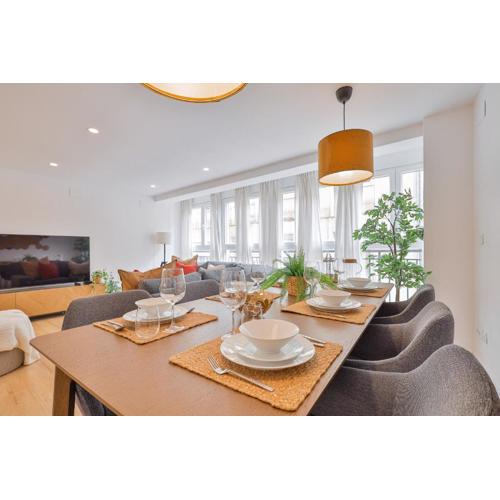 C26 Gorgeous 4 bdrm Apartament in Plaza Uncibay