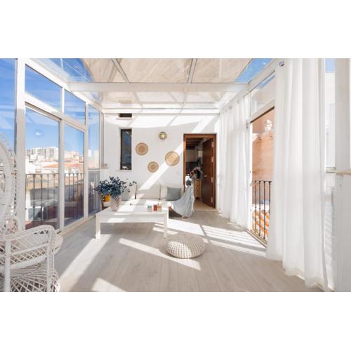 C44 Cute Penthouse City Center