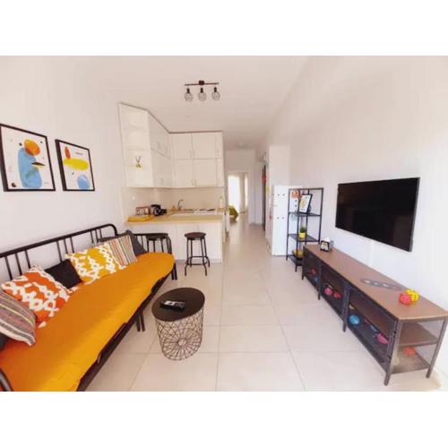 C5 3rd floor balcony view 1bdr flat 850m Metro Evangelismos 150m EKPA University Campus 100m Bus Stop to Acropolis