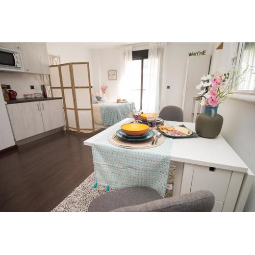 C80 - Rustic Chic Studio Downtown