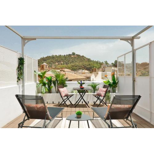 C83 Cosy Penthouse With Terrace Old Town
