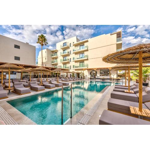 Cabana Blu Hotel & Suites
