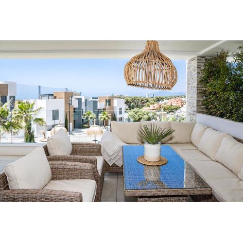 CAH - Large terrace, indoor pool and gym