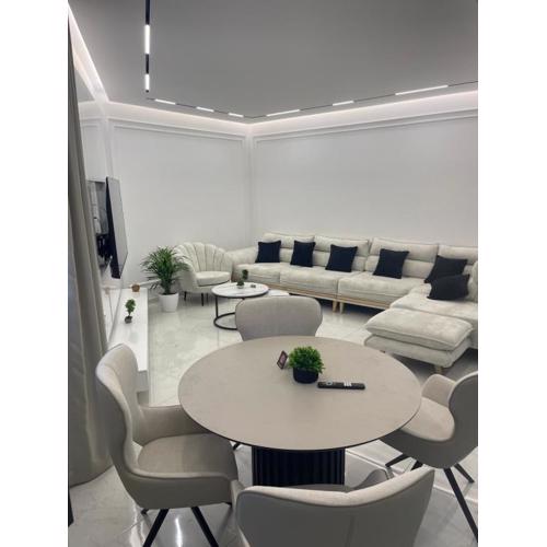 Cahani Suite
